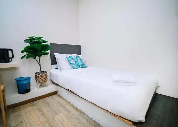 Swing & Pillows - My Home Hotel Wangsa Maju Kuala Lumpur